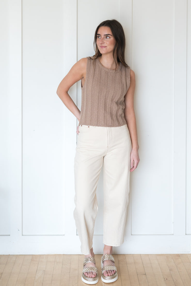 eli high rise arched leg jean