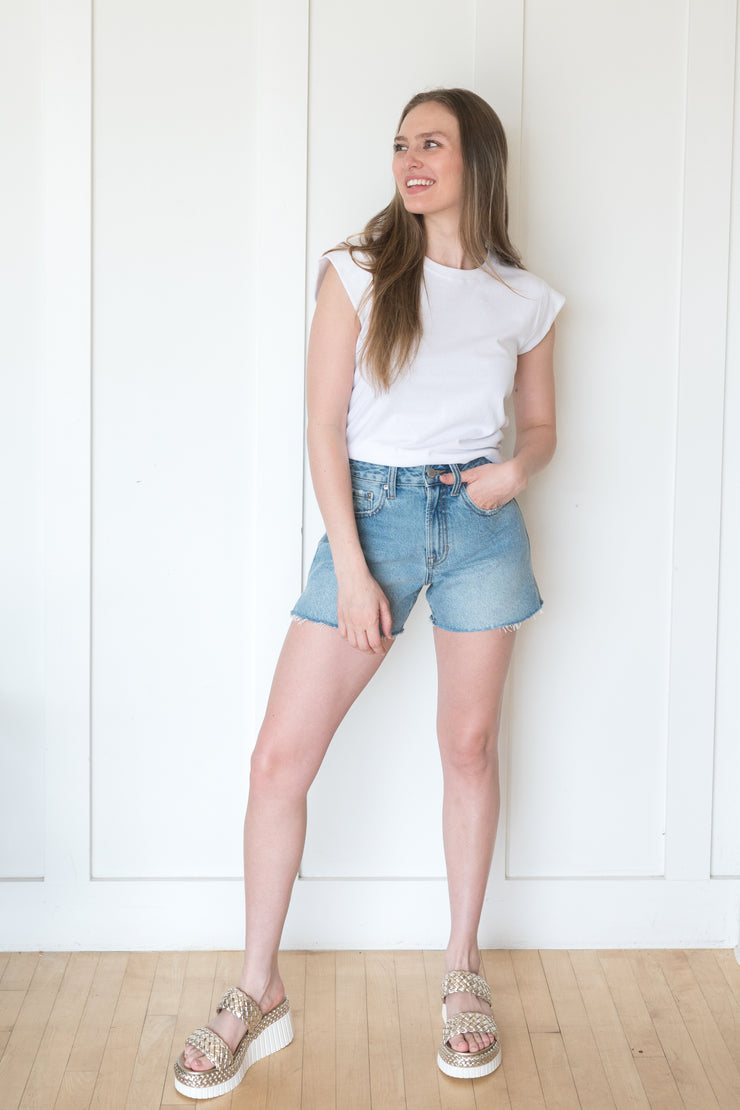 side slit short