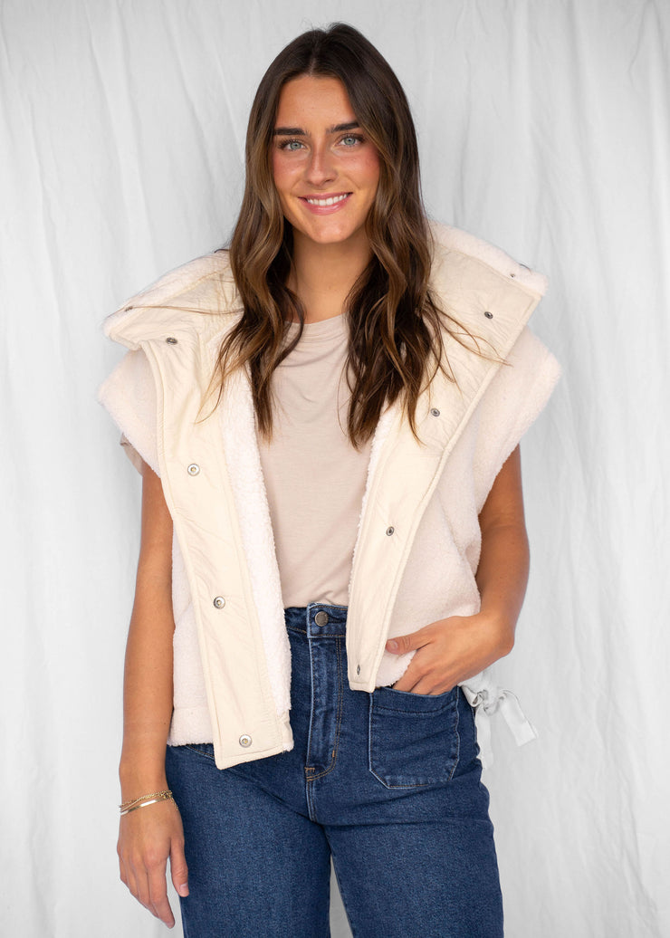 scout it out fleece vest
