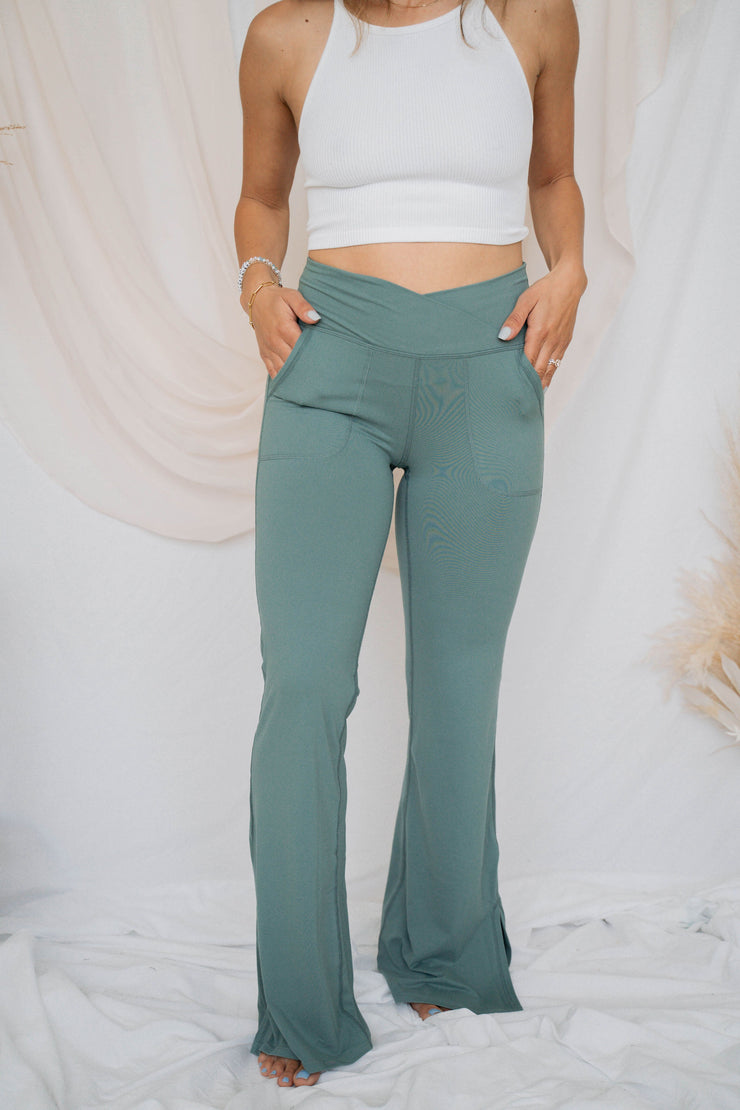 v waist flare yoga pant