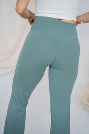 v waist flare yoga pant