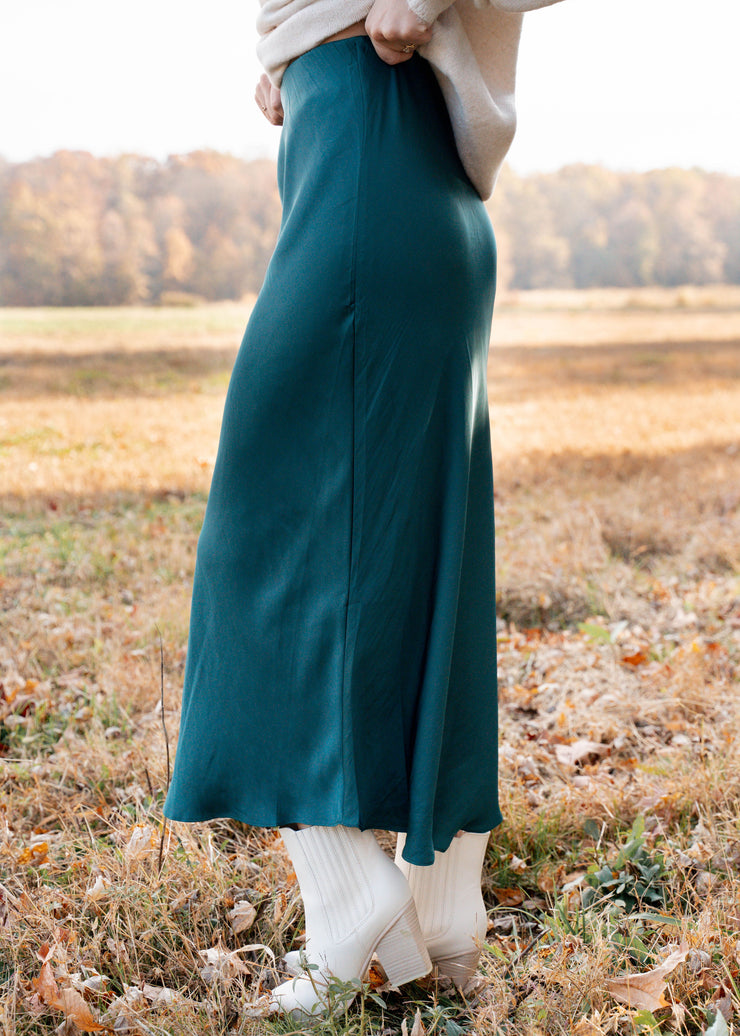 europa poly sheen skirt
