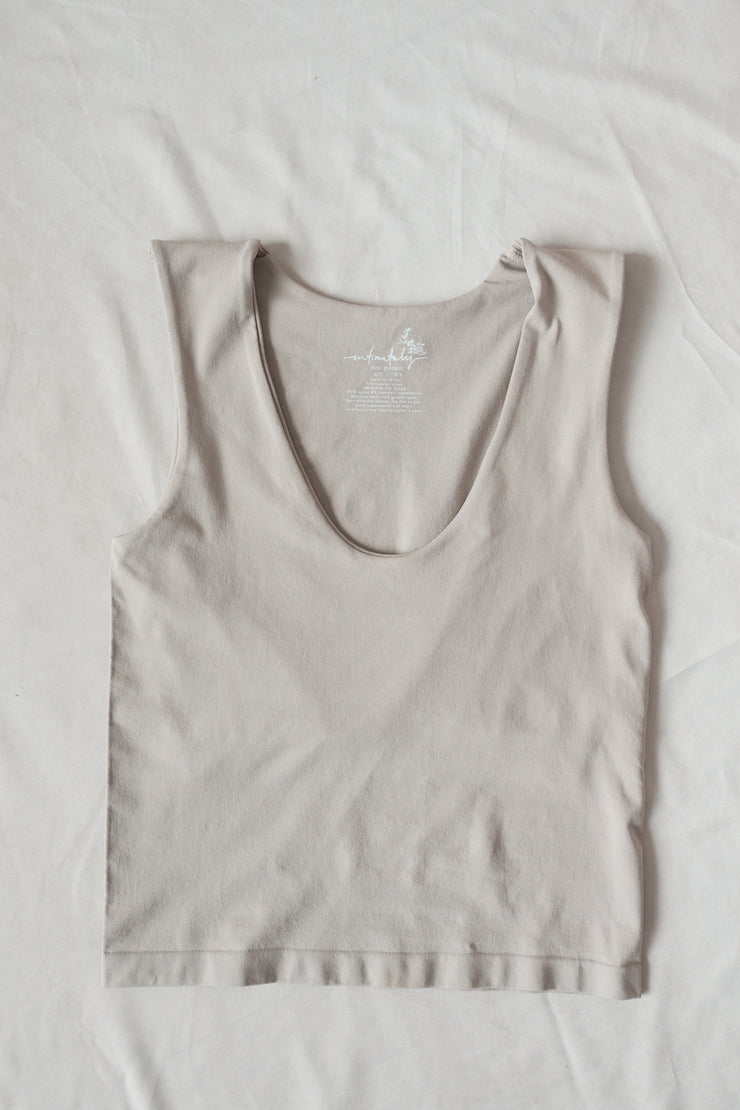 clean lines muscle cami