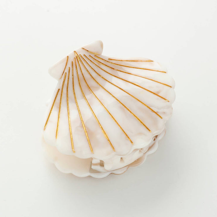 calacatta seashell claw clip