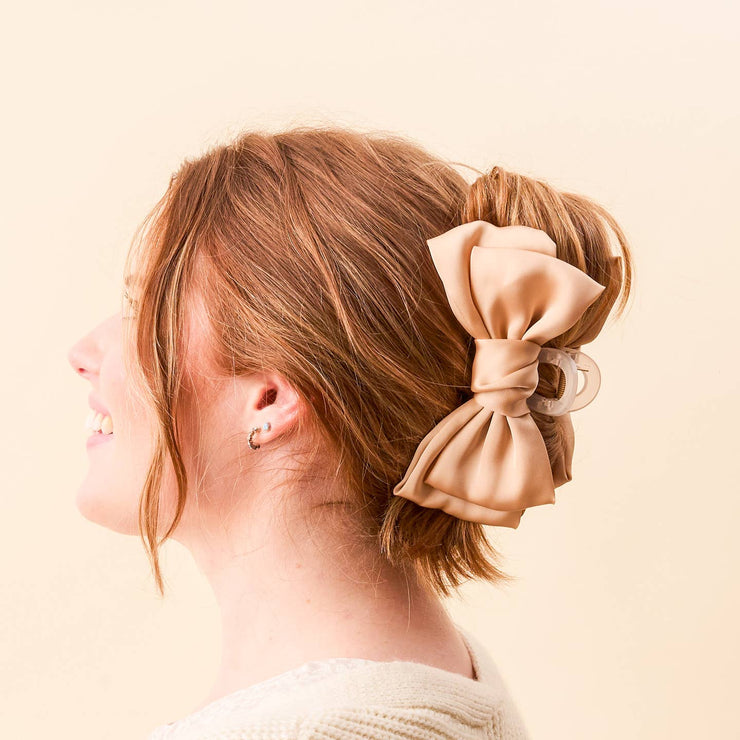 satin bow clip | beige