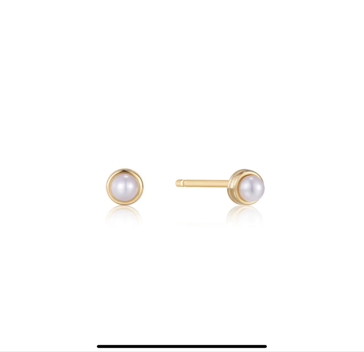 pearl cab studs