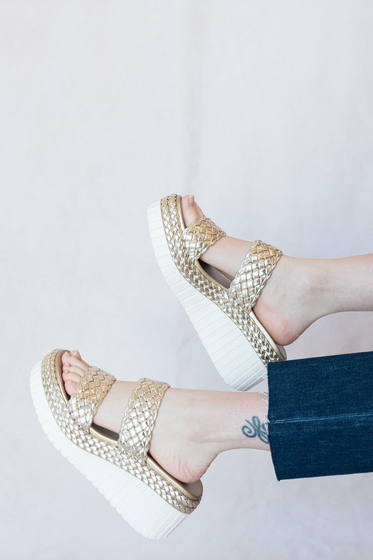 yoshi platform sandal