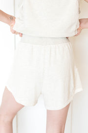 aster seamed short