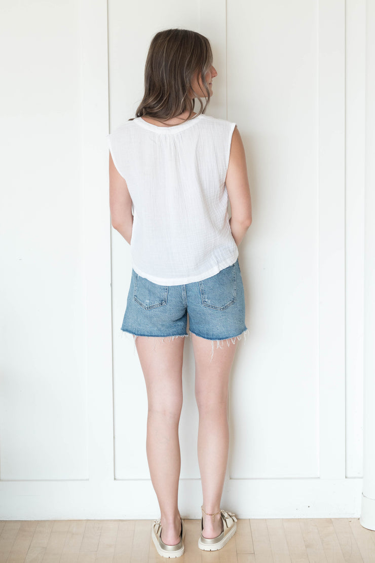 cliffside vneck airy top