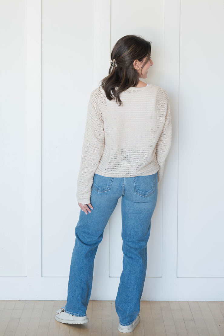 the mid rise straight jean