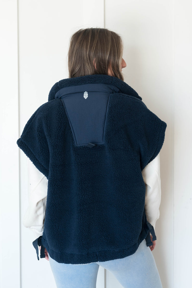 scout it out fleece vest