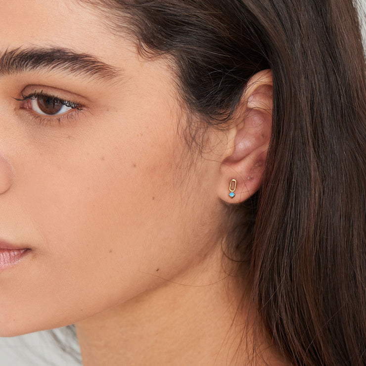 link stud earring