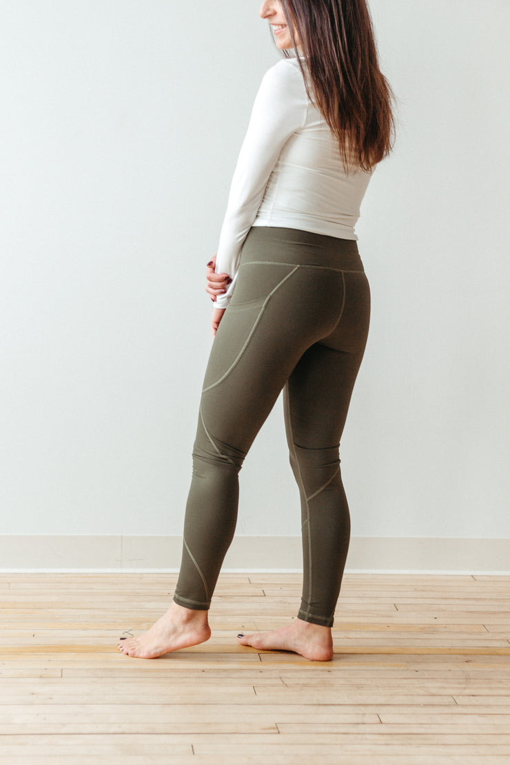 basic pocket legging