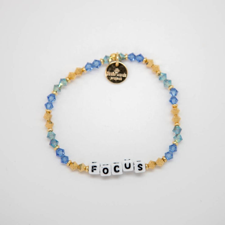 letter bead bracelet | focus